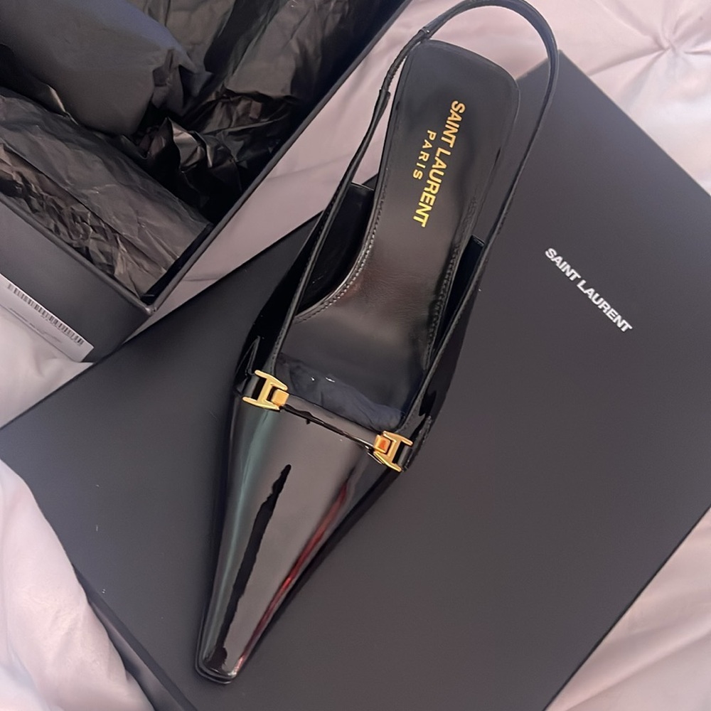 Saint Laurent
Women's Carine Slingback Pumps in Patent Leather black size 35 - Picture 9 of 14